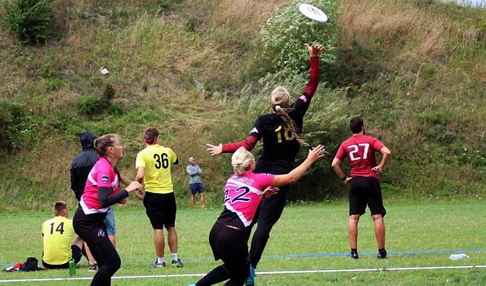 16.VI Latvijas frisbija čempionāts jauktajā grupā Upesciemā