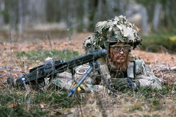 Foto – kaprālis N.Dorobļajs, dižkareivis K.Lejnieks, Mehanizētā kājnieku brigāde