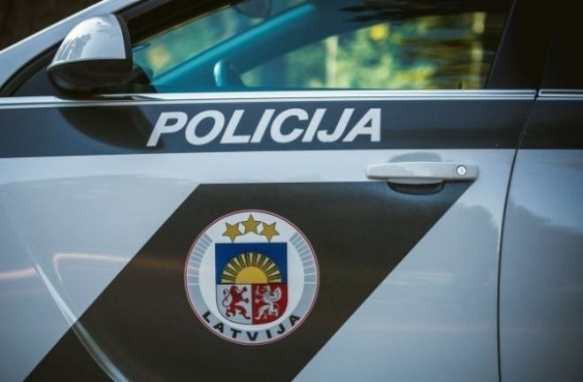 Policija aiztur iespējamu bērna seksuālu izmantotāju Rīgas reģionā, par kuru skolas psihologs nav ziņojis