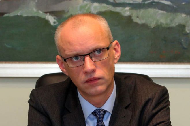 Truksnis aptur darbību Latvijas Zaļajā partijā, bet policijā sākta iekšējā pārbaude par savulaik viņam piemēroto sodu