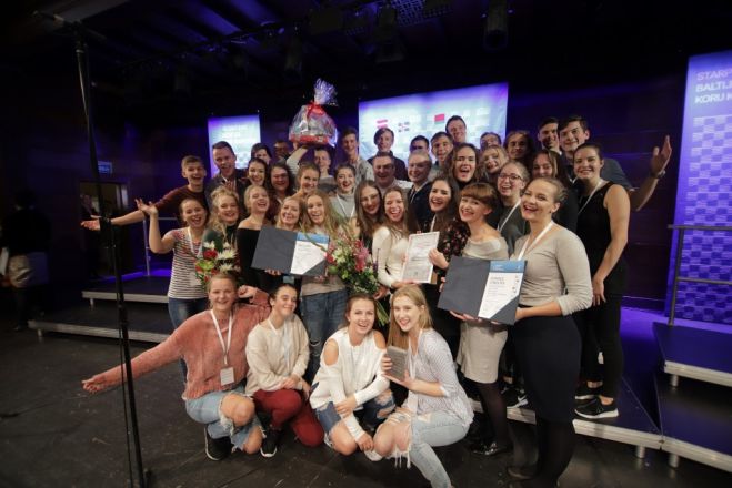 Rīgas Doma kora skolas jauktais koris iegūst Baltijas jūras koru konkursa Grand Prix