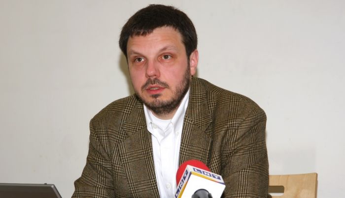 "Latvijā katrās vēlēšanās ir bijis tāds sabiedrības segments, kas nav apmierināts ar to, kā lietas notiek," saka Jānis Ikstens.