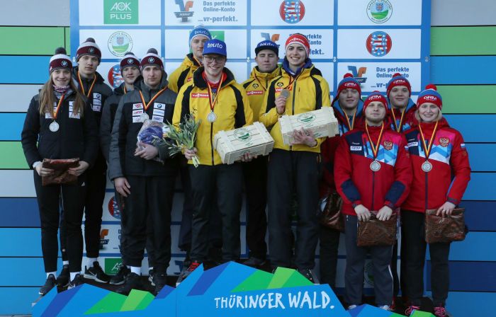 Latvijas jaunajiem kamaniņbraucējiem otrā vieta Pasaules kausa pēdējās stafetes sacensībās