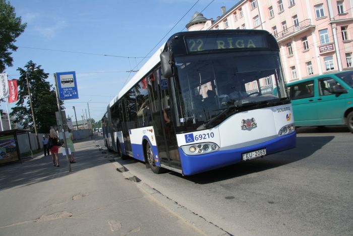Kratīšana "Rīgas satiksmē" veikta kriminālprocesā par krāpšanu lielā apmērā
