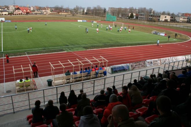 Plāno modernizēt Salaspils stadiona futbola laukumu