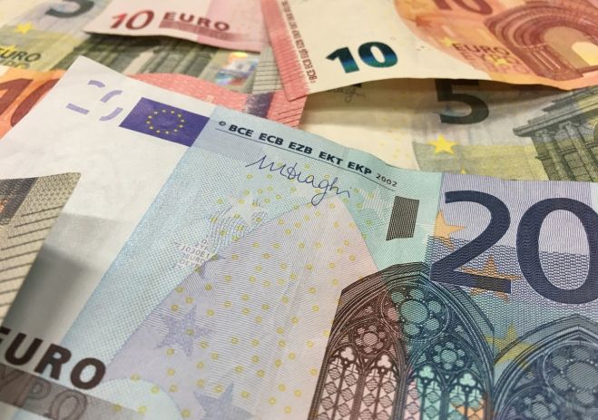 ECB: Naudas atmazgāšanas novēršanai ir nepieciešams vienots Eiropas regulējums
