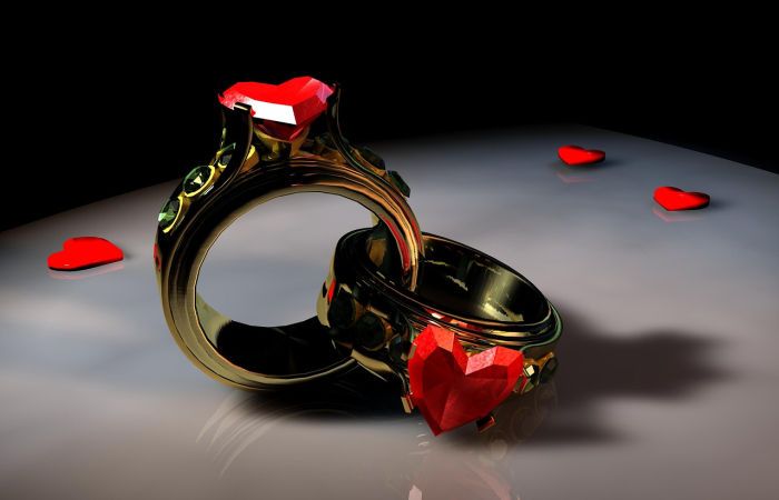 Aptauja: Sievietes Valentīndienā vēlas saņemt saderināšanās gredzenu, bet vīrieši – izdzēst šo dienu no kalendāra
