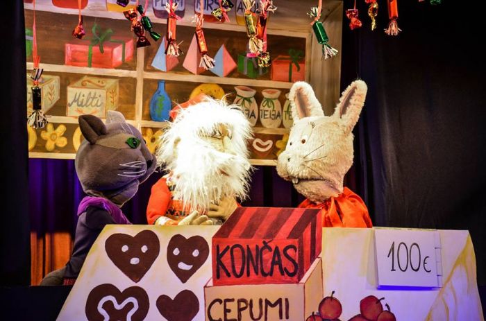 23.II Leļļu teātra izrāde "Baltā trusīša pasaka" Stopiņu novadā
