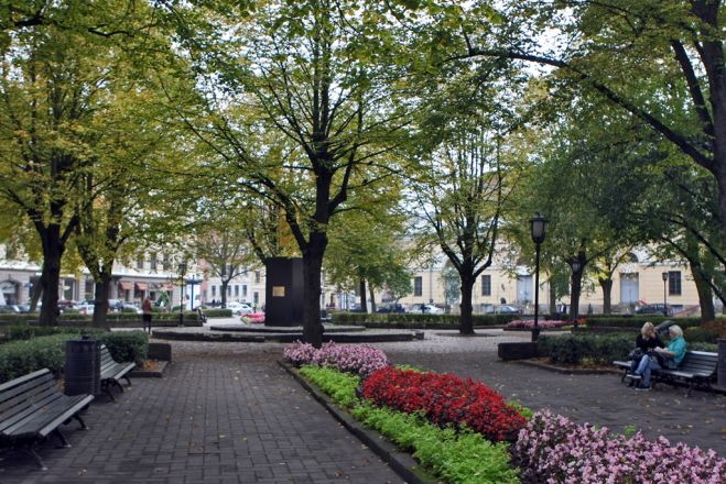 Jēkaba laukumu Rīgā pārdēvē par Neatkarības laukumu