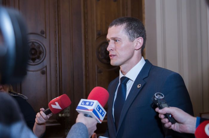 Jurašs vēl nenoliks Saeimas deputāta mandātu