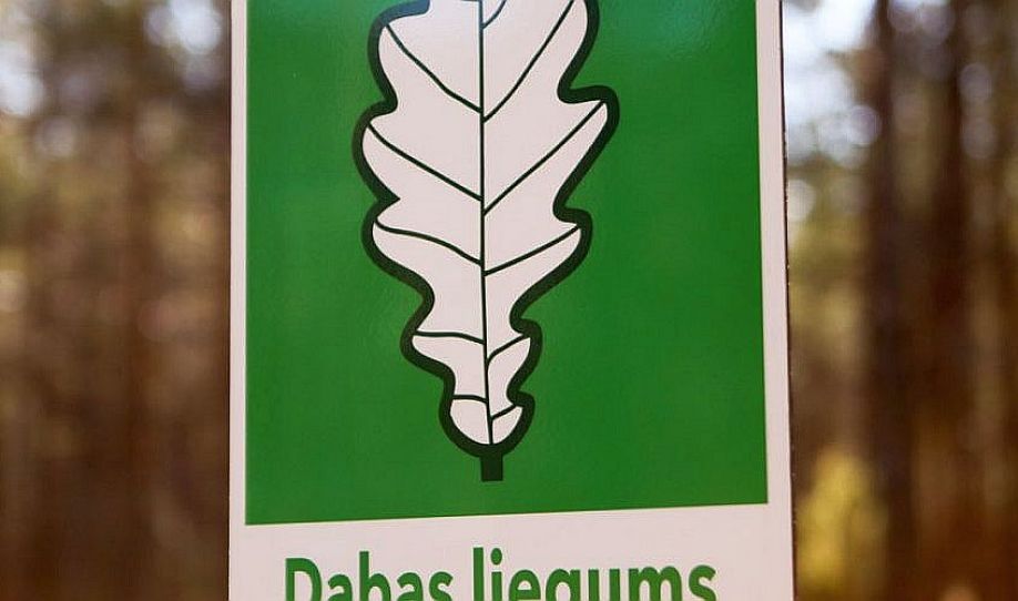 Daudzviet Latvijā uz grants ceļiem iestājies šķīdonis