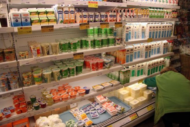 Tikai nedaudz vairāk kā puse Latvijas iedzīvotāju atpazīst vietējos piena produktus