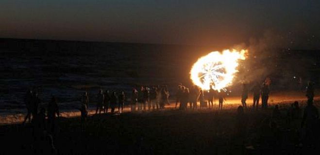 Saulkrastos norisināsies folkloras festivāls "Pa saulei" un Senās uguns nakts pasākumi