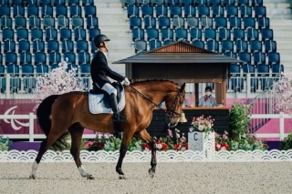 Snikus ar zirgu "King Of The Dance" kļūst par pasaules čempionu paraiejādē
