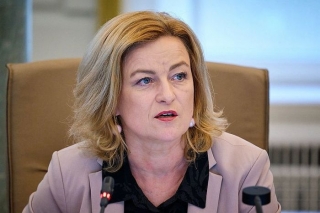 Indriksone cer uz visas sabiedrības iesaisti ekonomiskās transformācijas ieviešanai