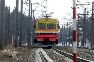 Atrasta lādiņa dēļ apturēta vilcienu satiksme dzelzceļa posmā Torņakalns-Olaine-Torņakalns