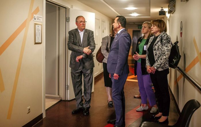 Attēls rakstam: Veselības ministrs apmeklē Siguldas slimnīcu un Radioķirurģijas centru