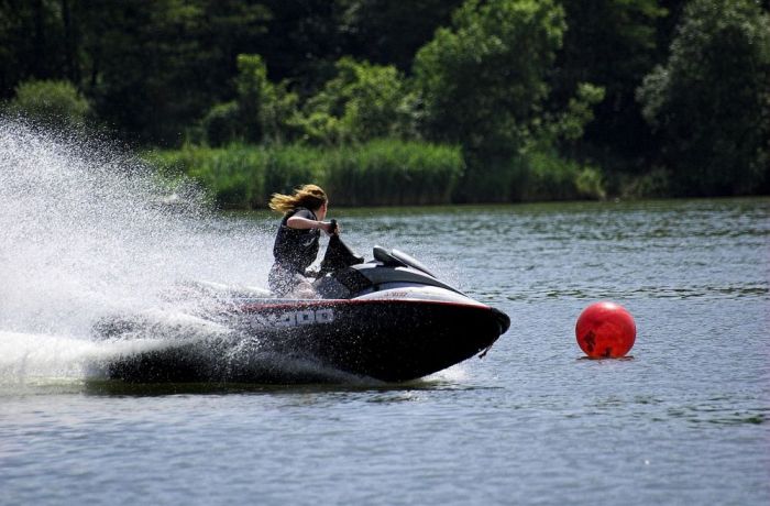 Attēls rakstam: Ādažu novads plāno aizliegt vairākos ezeros braukt ar ūdens motocikliem