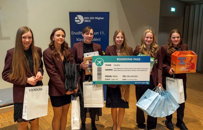 Attēls rakstam: Siguldas Valsts ģimnāzijas skolnieces – erudītākās eksakto un dabaszinību konkursā