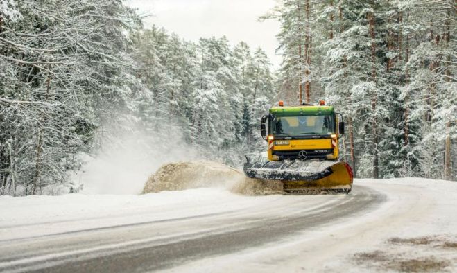 Foto - Latvijas autoceļu uzturētājs