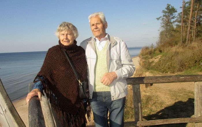 Uldis Ābelis ar dzīvesbiedri Hildu. Foto - no privātā arhīva