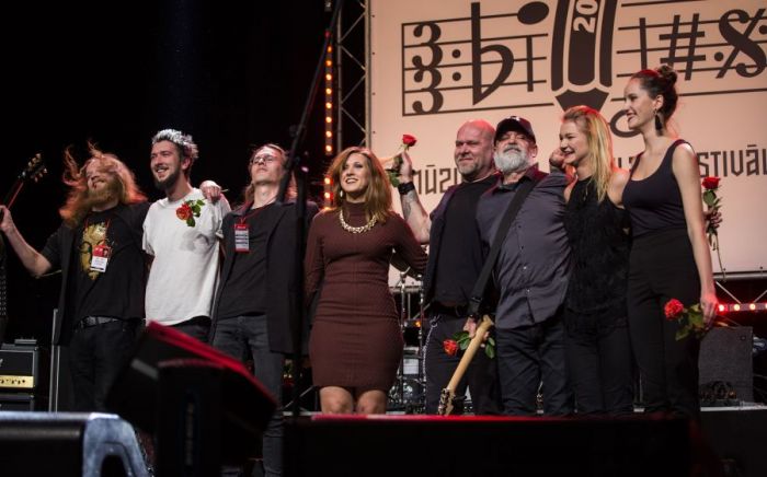 Jānis Bukums. Foto – Inese Grizāne, Dainis Ozols, Dace Ūdre, Kaspars Filips Dobrovolskis, Mārīte Meļņika