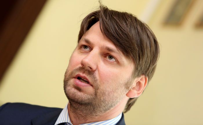 Viedoklis: Kāpēc tikai par ibuprofēnu gadā pārmaksājam divus miljonus eiro
