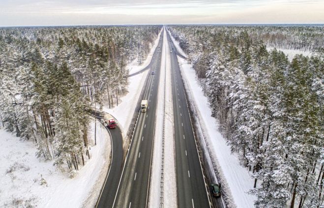 Tallinas šoseja (A1), Vidzemes šoseja (A2), Liepājas šoseja (A9) un vietējie autoceļi V1452, V1430 un V311. Foto – Renārs Koris