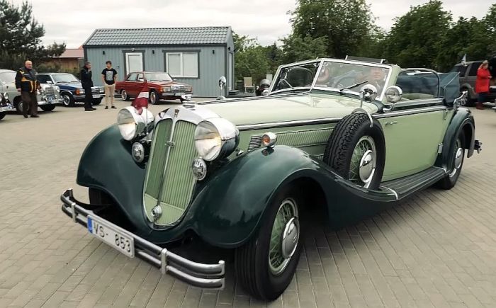 Foto, video - facebook.com/retrojurmala