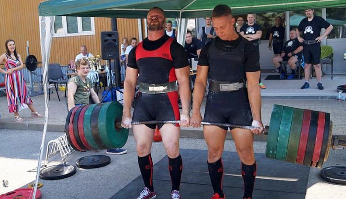 Foto - Latvijas Pauerliftinga federācija