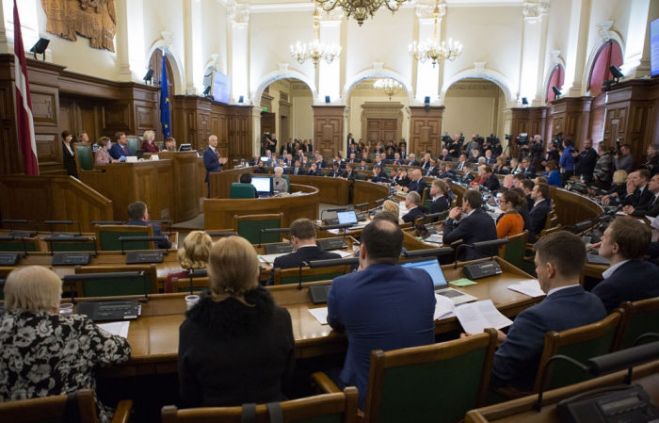 Deputātu mandātus noliekošos ministrus jau gatavi aizstāt &quot;pirmie aiz svītras&quot; palikušie