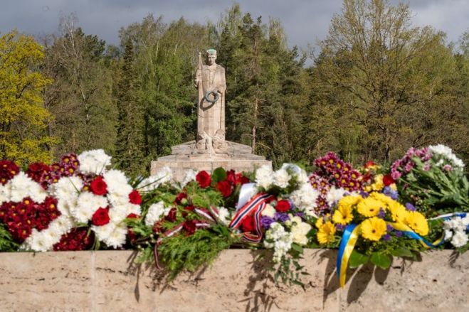 Foto – Ieva Ābele, Saeima; Gatis Rozenfelds, Valsts kanceleja