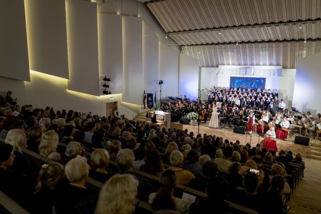 Par godu valsts simtgadei Jūrmalā izskan jaunradīts skaņdarbs &quot;Baltais ceļš&quot;