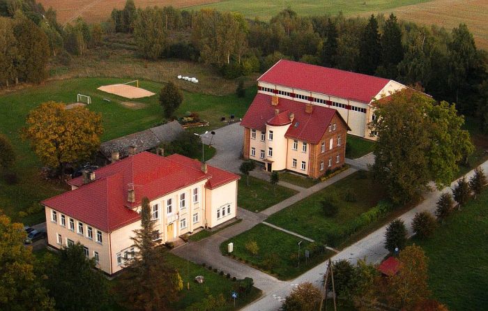 Foto - facebook.com/Ledurgaspamatskola