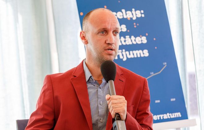 Foto - publicitātes