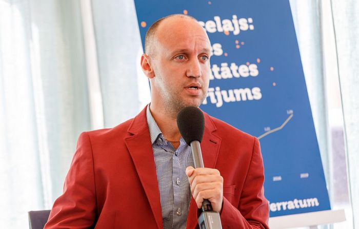 Foto - publicitātes