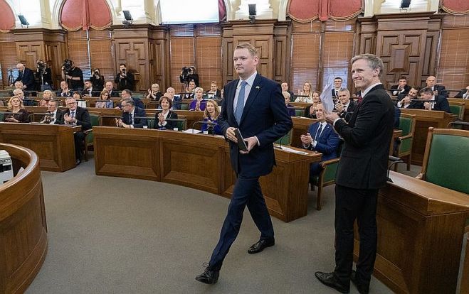 Foto - Ritvars Raits un Reinis Inkēns, Saeima