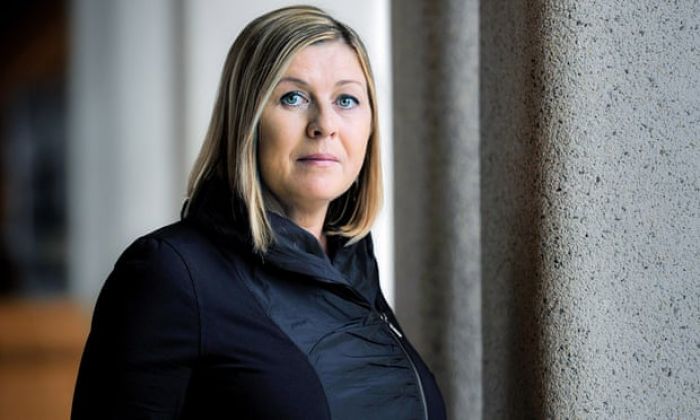 Rakstniece Nora Ikstena.