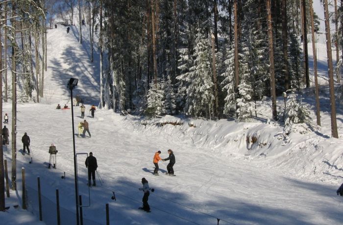 &quot;Riekstukalns&quot; atklāj ziemas sezonu