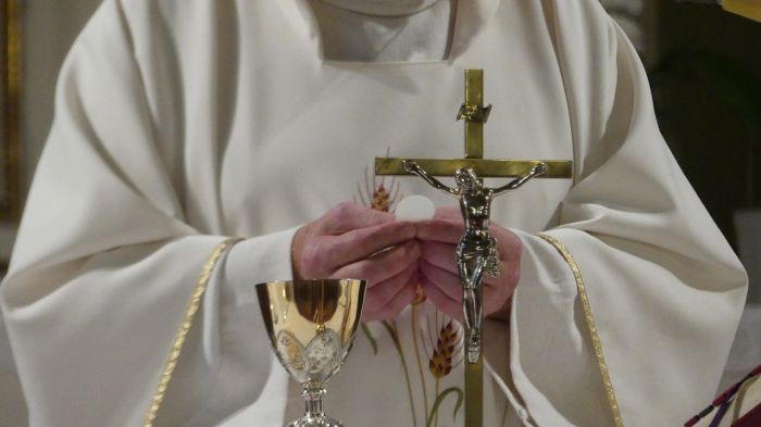 Pāvila Brūvera komentārs. Vainīgs vai nevainīgs – tāds ir jautājums