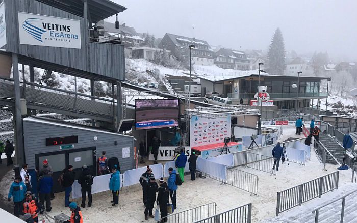 Pasaules čempionāts Latvijas kamaniņu braucējiem beidzas ar diskvalifikāciju stafetē