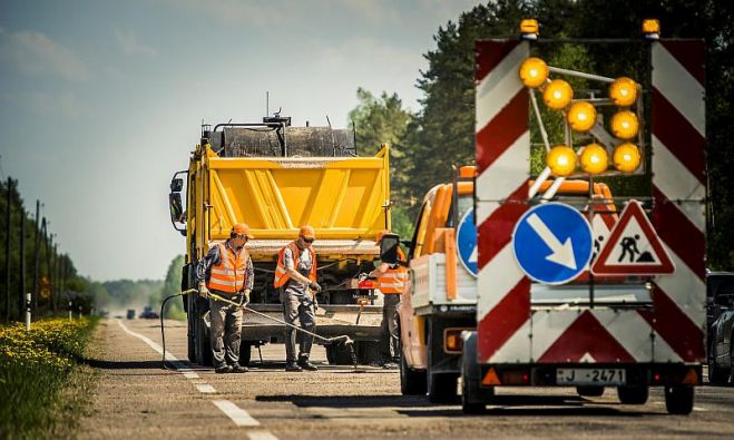 Foto, infografika - Latvijas autoceļu uzturētājs