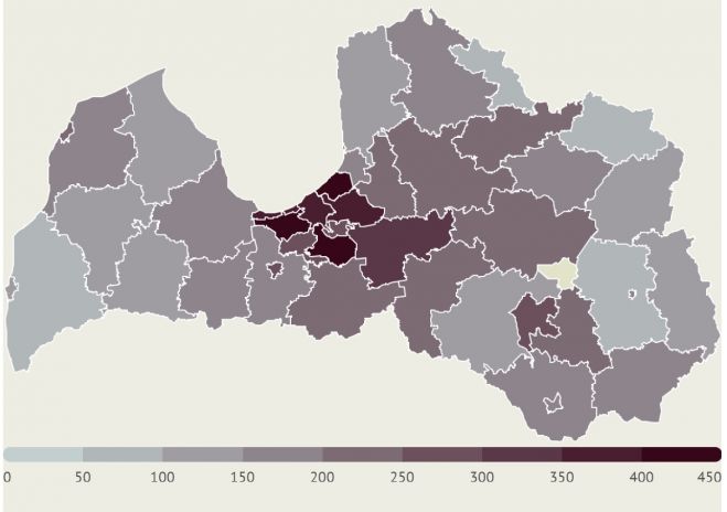 LETA aprēķins par saslimšanu skaitu ar Covid-19 Latvijas pašvaldībās pēdējo 14 dienu laikā uz 100 000 iedzīvotāju. Kartē iekļauti dati tikai par tām pašvaldībām, kurās pēdējās 14 dienās saslimušo skaits pārsniedz piecus. Infografika - LETA