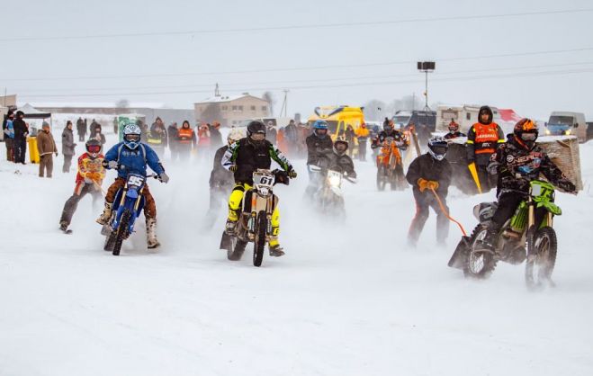 25.I Latvijas čempionāta otrais posms ziemas motokrosā un skijoringā Ādažos