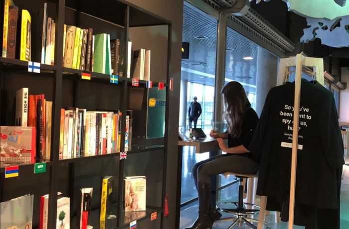 Lidostā "Rīga" notiek Latvijas literatūras mēneša aktivitātes