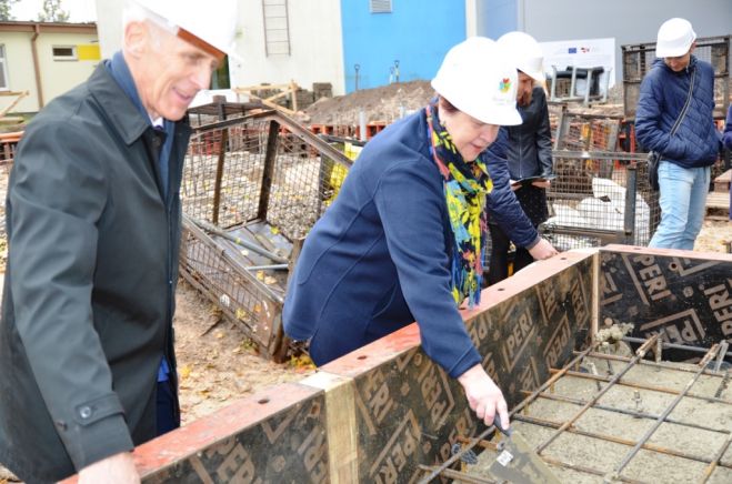 Skolotāju dienā likti pamati Mārupes vidusskolas jaunajam korpusam