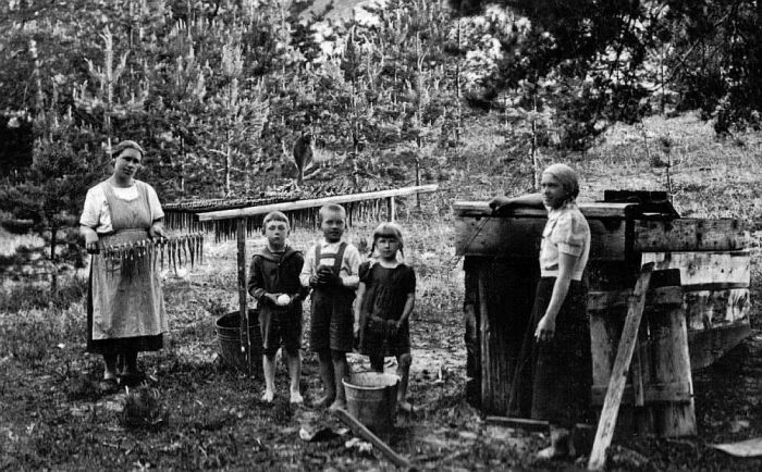 Luču kūpināšana “Holivudās”, 20. gadsimta 20.–30. gadi.