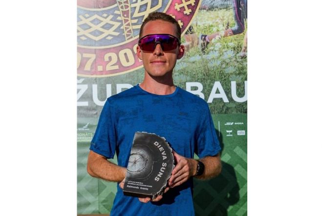 Raimonds šogad bija viens no nedaudzajiem, kas saņēma prestižo apbalvojumu “Dieva suns”. Foto – Jānis Zilvers