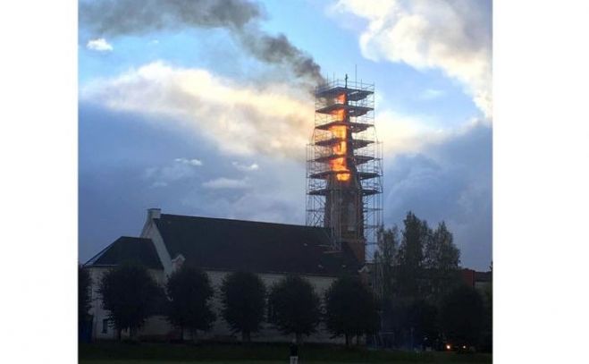 Piņķu baznīcas torņa nodegšana radījusi draudzei zaudējumus 50 000 eiro apmērā