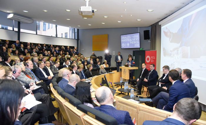 Ārvalstu investori uzsver darbaspēka nepieejamības problēmu Latvijā